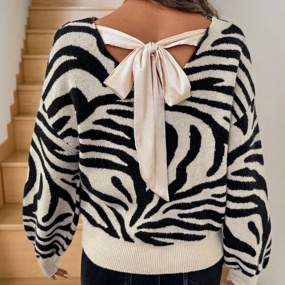 Multicolor Casual Women's Animal Print Bow Sweater - Picture 2 of 5